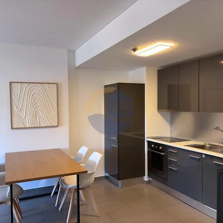 Paraiso Sol Da Rocha * 波尔蒂芒