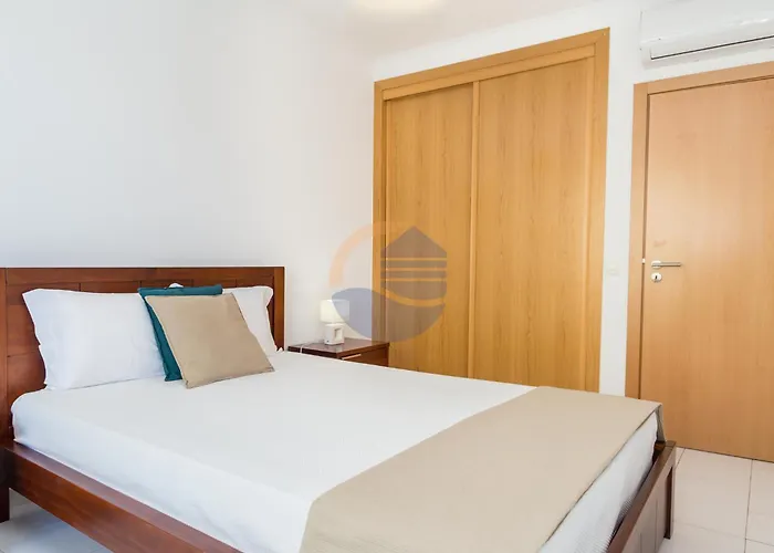 Paraiso Sol Da Rocha 公寓 *